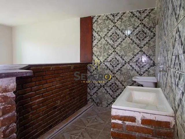 Imagem 10: Casa À Venda no Bairro Pacheco, em São Gonçalo, Localizada na Rua São João da Madeira, Pacheco