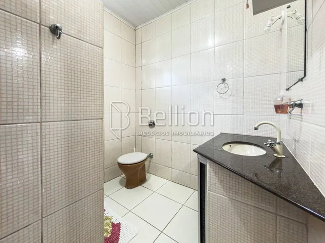 Imagem 8: Casa com 4 Quartos, Suíte e Área de Festas À Venda na Rua Cuiabá em Timbó/Sc