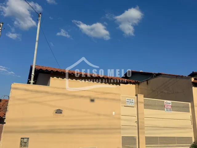 Imagem: Casa com 3 Dormitórios À Venda,Rua Garimpo