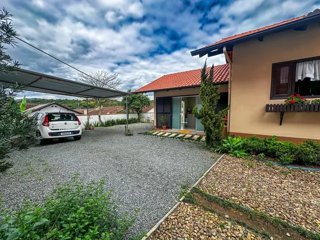 Imagem: Casa À Venda no Bairro Padre Martinho Stein