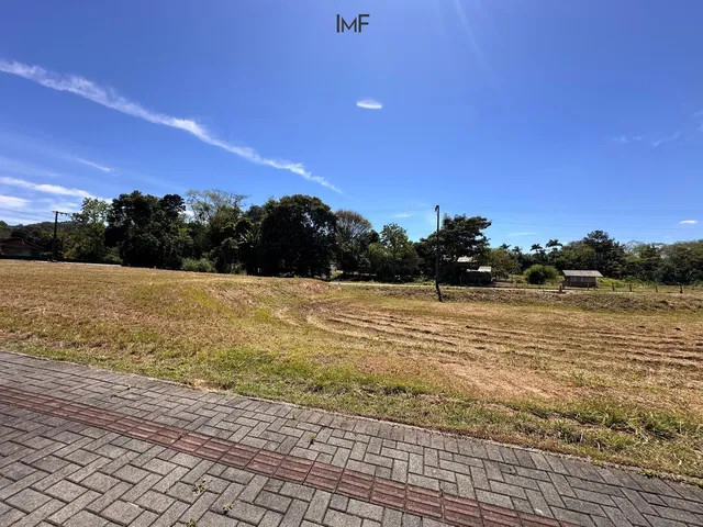 Imagem: Terreno À Venda no Bairro Padre Martinho