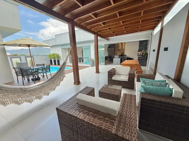Imagem 1: Casa com Piscina À Venda em Rio dos Cedros/Sc Próximo da Cidade de Timbó