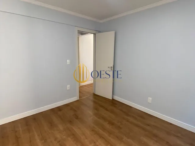 Imagem 10: Apartamento Semimobiliado com Suíte e 2 Dormitórios