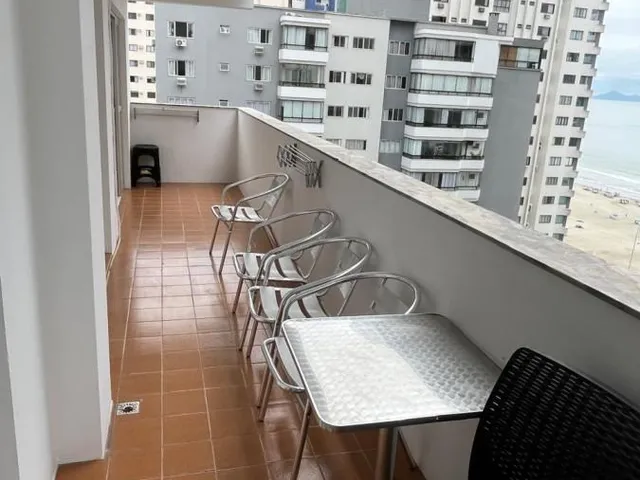 Imagem 3: Apartamento Quadra Mar para Venda em Balneário Camboriú / Sc no Bairro Centro