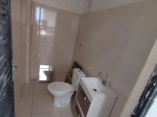 Imagem 3: Barracão com 220M2 e 02 Casas em Alvenaria no Bairro Pioneiros Catarinense
