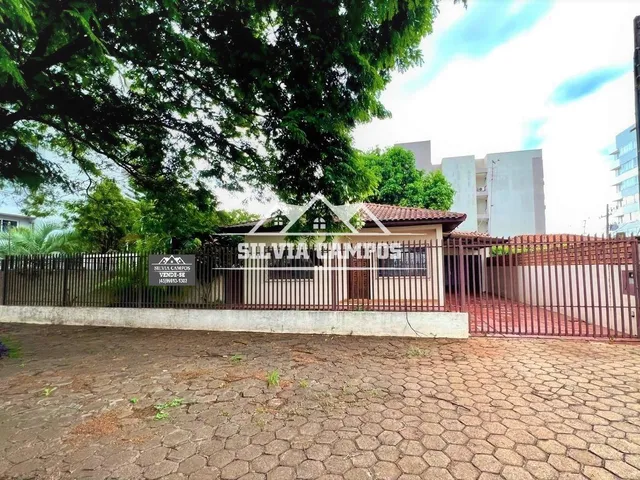 Imagem: Terreno com Casa À Venda Próximo do Shopping