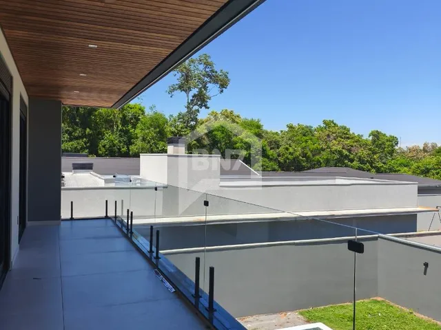 Imagem 15: Residencia de Alto Padrão Projetada com Acabamentos Sofisticados