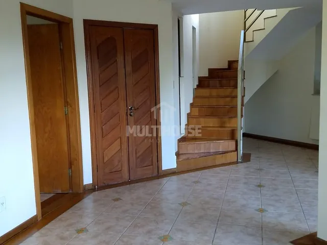 Imagem 7: Casa de Luxo para Locação e Venda com 04 Quartos e 5 Vagas em Lagoa santa - Mg
