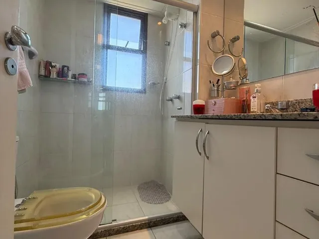 Imagem 5: Apartamento À Venda com 4 Quartos Revertidos para 3 Suítes 138 M² e Vista Mar na Pituba