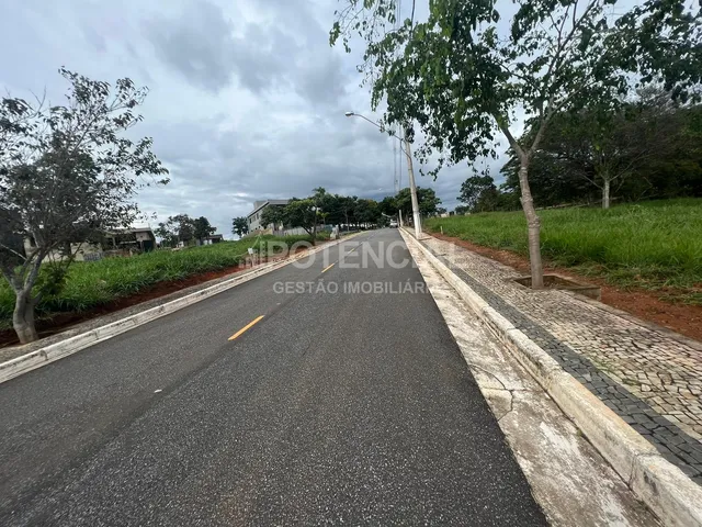 Imagem 3: Lote 1000 M 2 em Condomínio - Excelente Oportunidade!