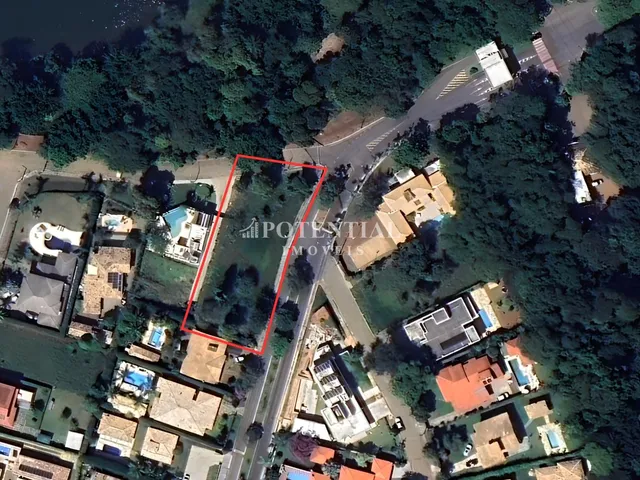 Imagem: Potential Vende Lote 1029M - Condomínio