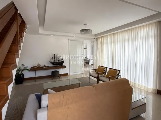 Imagem 8: Casa de Alto Padrão com Piscina Aquecida À Venda no Recanto da Lagoa