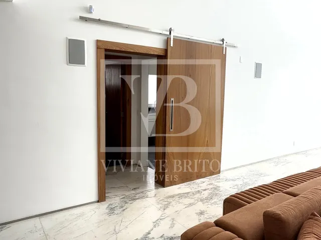 Imagem 11: Casa no Condomínio Vila Castela em Nova Lima, com Vista para as Montanhas
