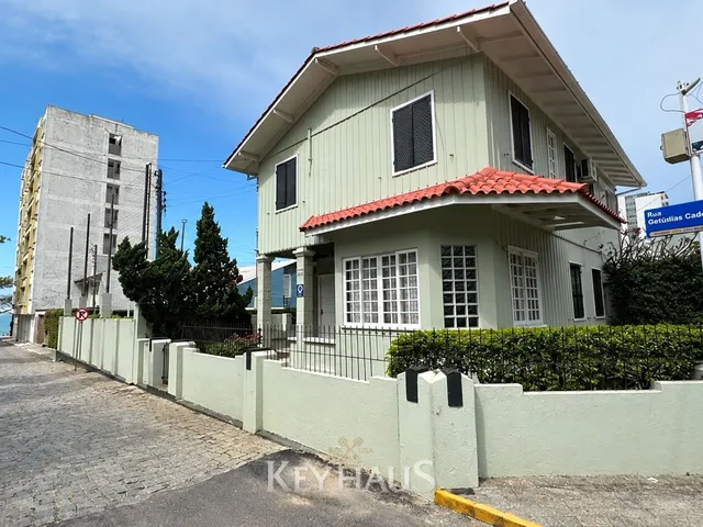 Imagem: Casa Mobiliada Quadra Mar Cabeçudas