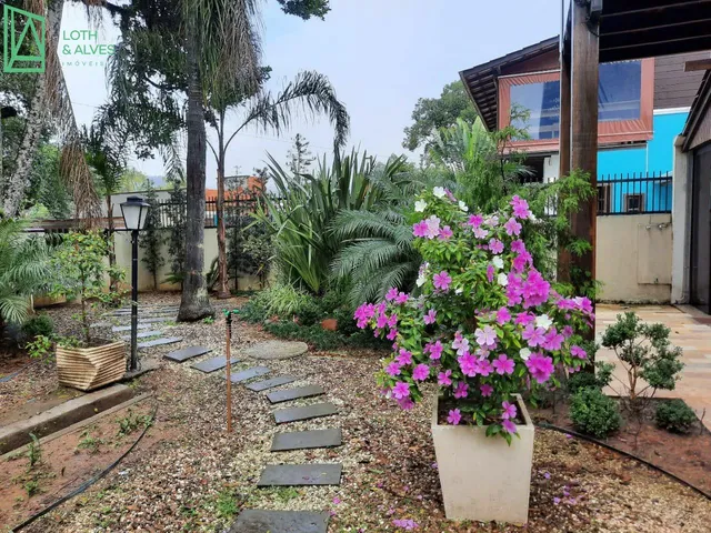 Imagem 3: Casa Alto Padrão, com Piscina, Suíte Master com Hidromassagem em Penha - Sc