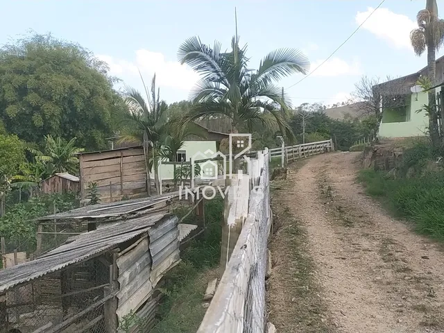 Imagem 4: Sítio À Venda em Alfredo Vasconcelos com 3 Dormitórios no Cará