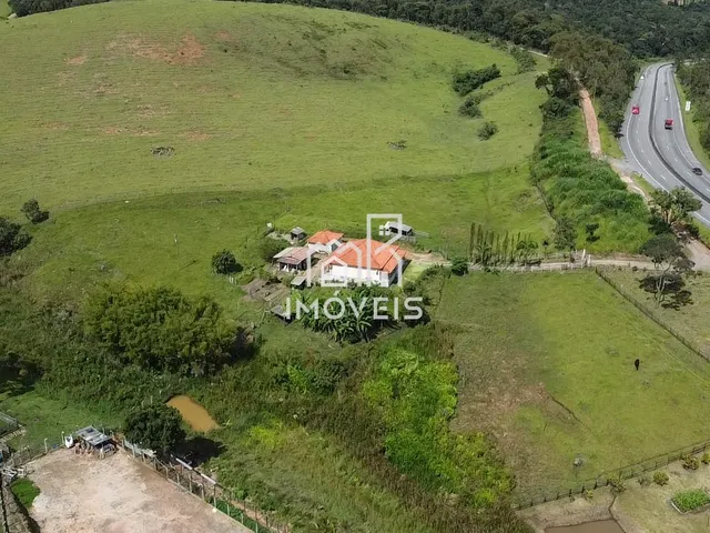 Imagem 3: Sítio À Venda em Barbacena com 3 Dormitórios Sendo 1 Suíte Galego