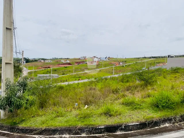Imagem 2: Lote À Venda com Ampla Metragem de 200M² no Loteamento Terras Altas em Barbacena