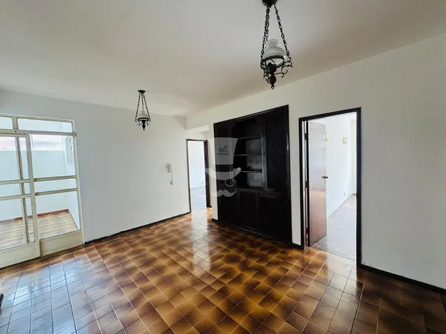 Imagem 13: Apartamento À Venda em Barbacena com 4 Dormitórios Sendo 1 Suíte no Centro