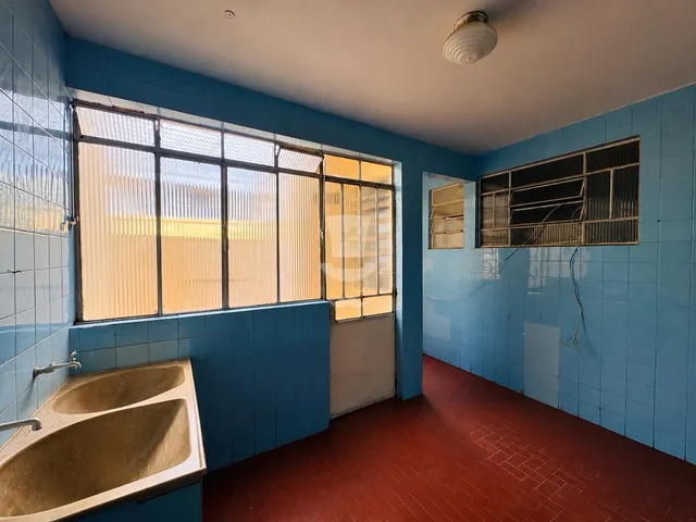 Imagem 5: Apartamento À Venda em Barbacena com 4 Dormitórios Sendo 1 Suíte no Centro