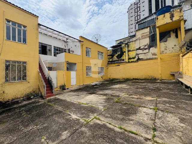 Imagem 8: Apartamento À Venda em Barbacena com 4 Dormitórios Sendo 1 Suíte no Centro