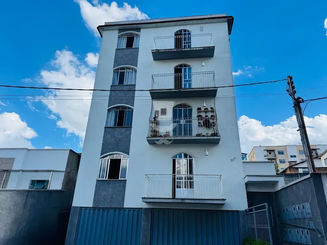 Imagem 2: Apartamento À Venda em Barbacena com 3 Dormitórios no Centro