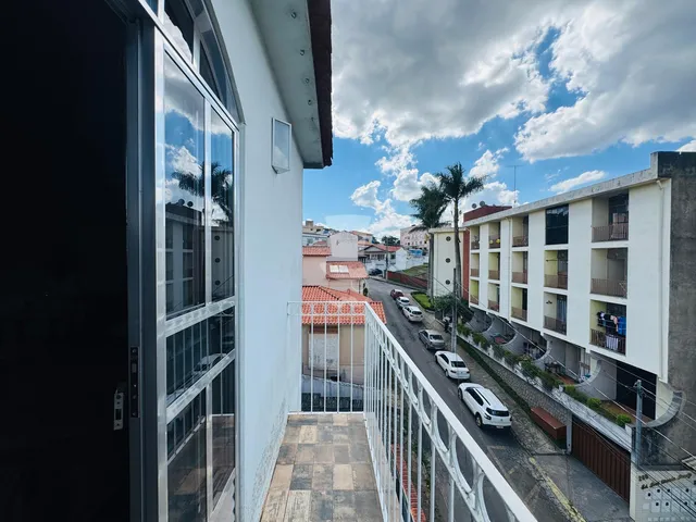 Imagem 3: Apartamento À Venda em Barbacena com 3 Dormitórios no Centro