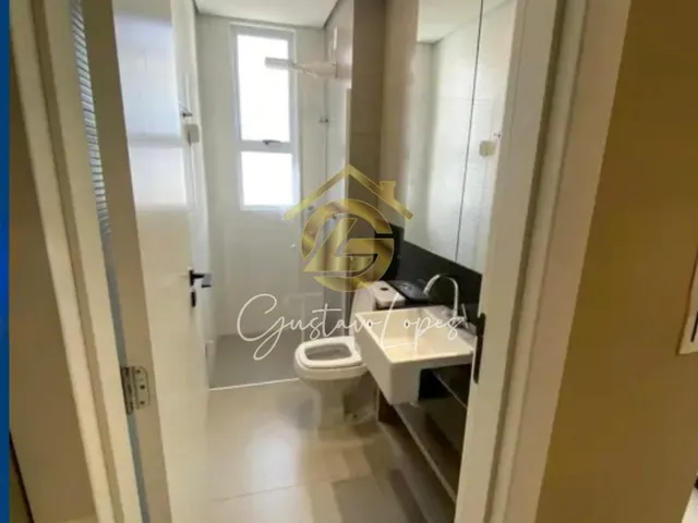 Imagem 8: Flat Exclusivo no Bairro Ingá com Modernidade, Área Privativa e Excelente Potencial de Investimento