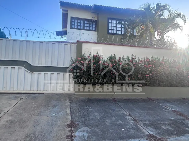 Imagem: Casa a Venda Escriturada no Centro