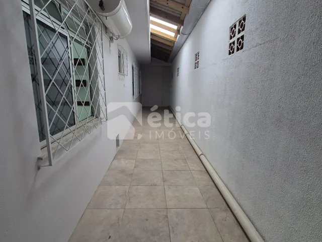 Imagem 6: Casa Comercial no Centro de Itajaí. Espaço, Conforto e Localização