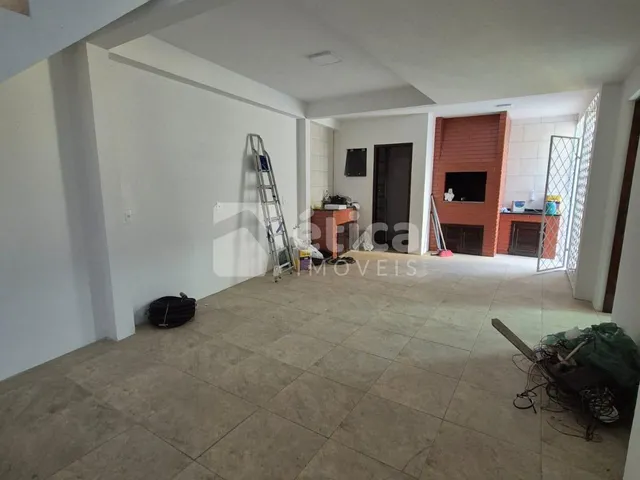 Imagem 13: Casa Comercial no Centro de Itajaí. Espaço, Conforto e Localização