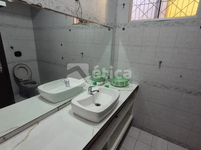 Imagem 16: Casa Comercial no Centro de Itajaí. Espaço, Conforto e Localização