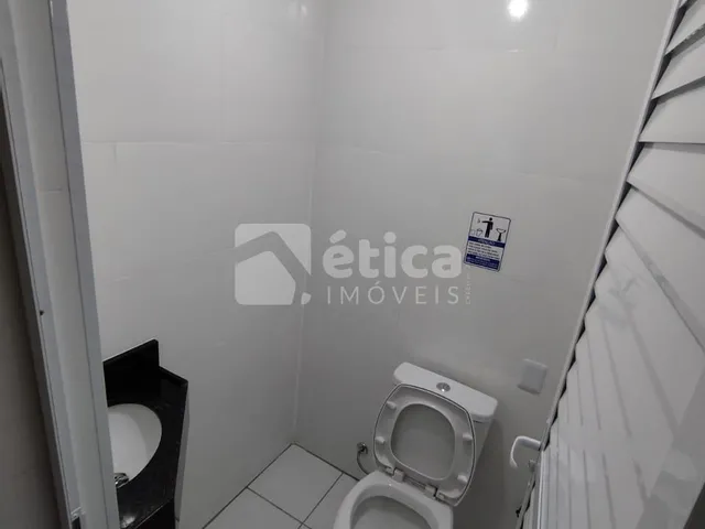 Imagem 4: Sala Comercial de 380 M² em Localização Estratégica no Bairro São Vicente