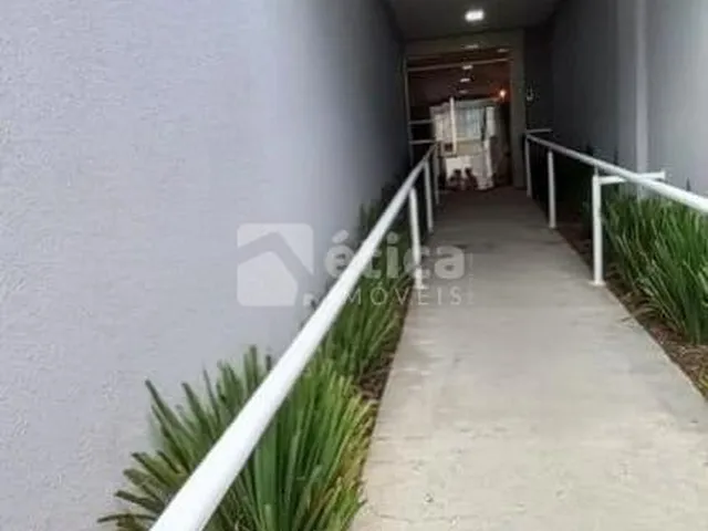 Imagem 2: Apartamento Semi-Mobiliado À Venda com 2 Quartos no Bairro São Judas em Itajaí