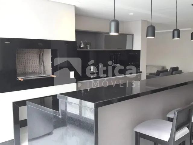 Imagem 4: Apartamento Mobiliado À Venda com 1 Suíte e 1 Dormitório no Bairro Ressacada
