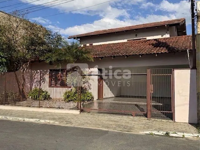 Imagem: Casa Averbada com 3 Suítes, Área Gourmet