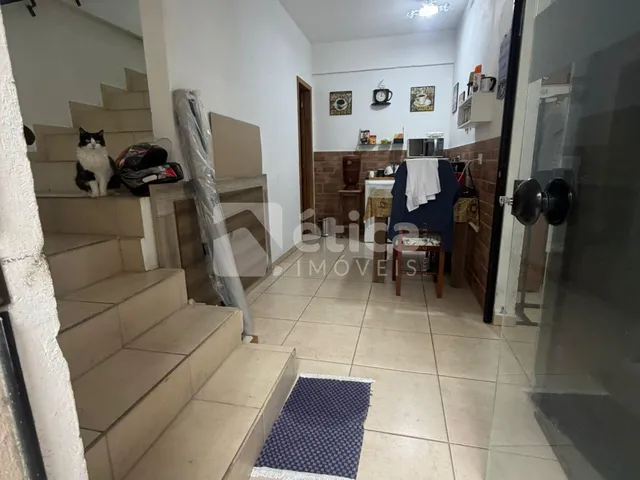 Imagem 11: Casa À Venda com 4 Dormitórios e Sala Comercial no Bairro Fazenda em Itajaí