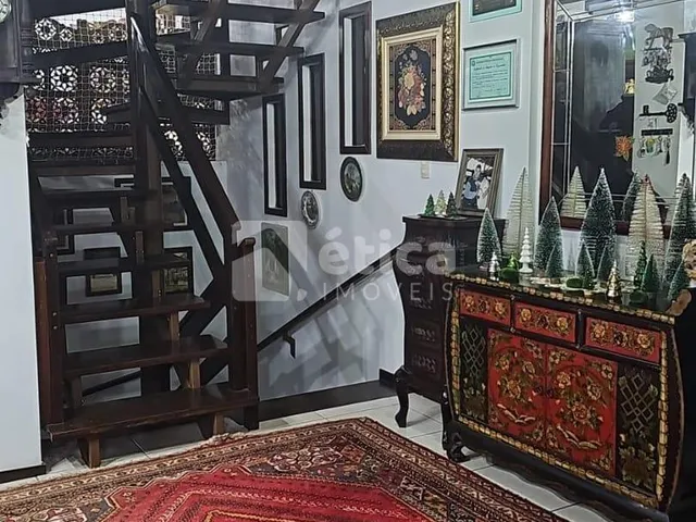 Imagem 14: Casa Averbada com 4 Dormitórios, 3 Suítes e Piscina À Venda no Fazenda Itajaí