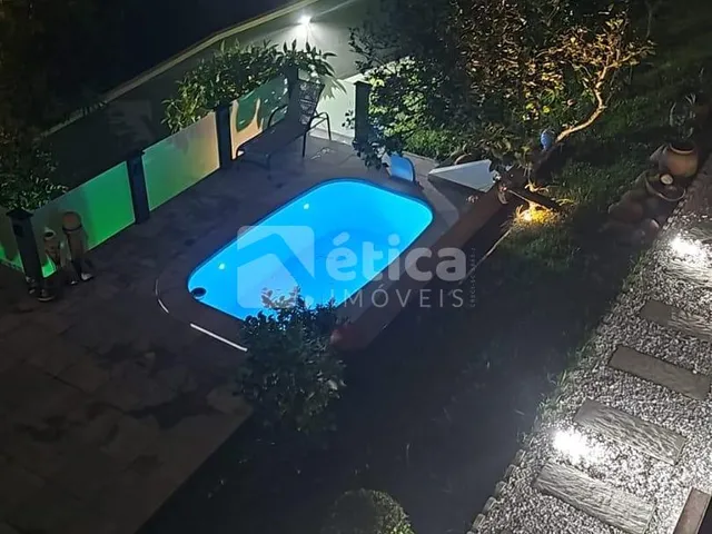 Imagem 13: Casa Averbada com 4 Dormitórios, 3 Suítes e Piscina À Venda no Fazenda Itajaí
