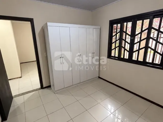 Imagem 5: Casa À Venda no São Vicente em Itajaí com 3 Dormitórios, Piscina e 2 Vagas
