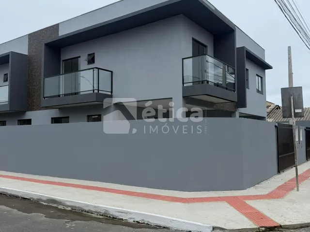 Imagem: Sobrado Novo de Esquina com 1 Suíte 2 Dormitórios