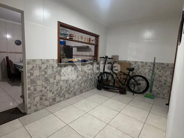 Imagem 4: Casa Semi Mobiliada para Locação com 4 Dormitórios no Bairro Fazenda, Itajaí