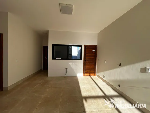 Imagem 11: Casa com Conceito Aberto e Amplo Quintal À Venda no Jardim Amazônia