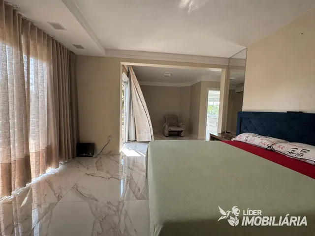 Imagem 9: Casa com Piscina e 3 Quartos, Sendo 2 Suítes, À Venda no Bairro Pioneiro