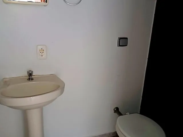 Imagem 6: Apartamento com 02 Quartos - Centro
