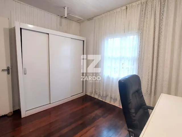 Imagem 15: Casa Mista para Venda de 03 Quartos com Belíssimo e Amplo Terreno Semi Plano