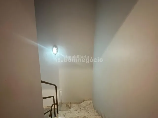 Imagem 4: Vende-Se Sobrado com Suíte e Closet no Jardim Pancera, Toledopr