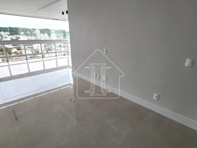 Imagem 4: Apartamento no Residencial Vitorino Hillesheim, Centro de Francisco Beltrão - Pr