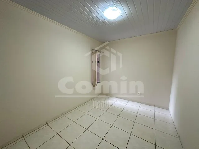 Imagem 2: Casa em Alvenaria para Locação na Rua dos Caminhões