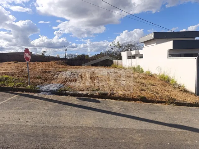 Imagem: Lote Plano de 360M² À Venda no Condomínio